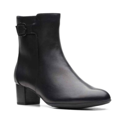 CLARKS Linnae Up Black Leather